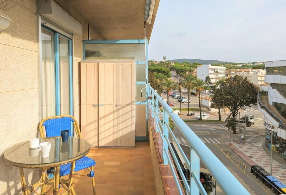 Apartamento Piscina En Platja Daro By Host&Joy Platja d'Aro Dış mekan fotoğraf